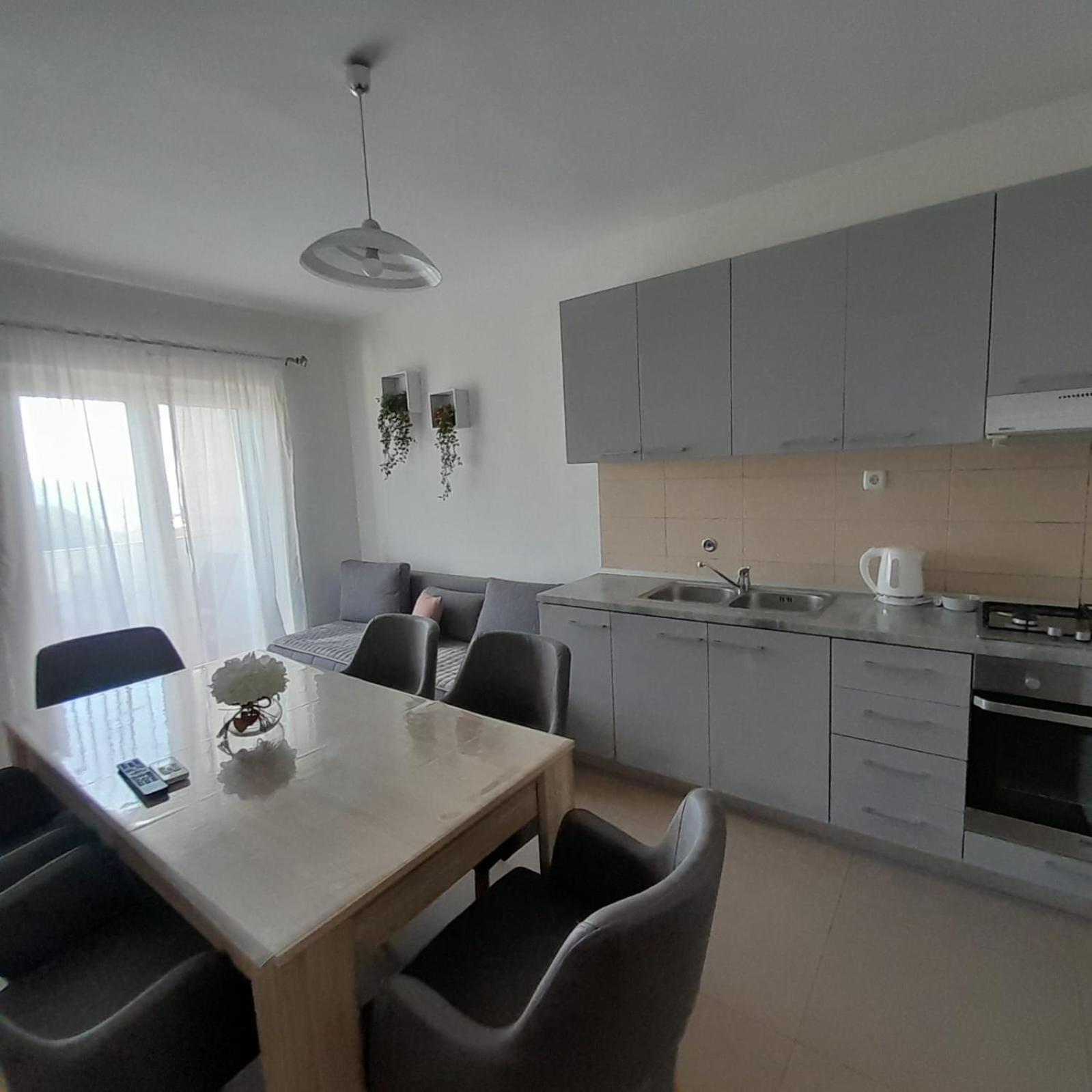 Apartments Monika Omis Luaran gambar